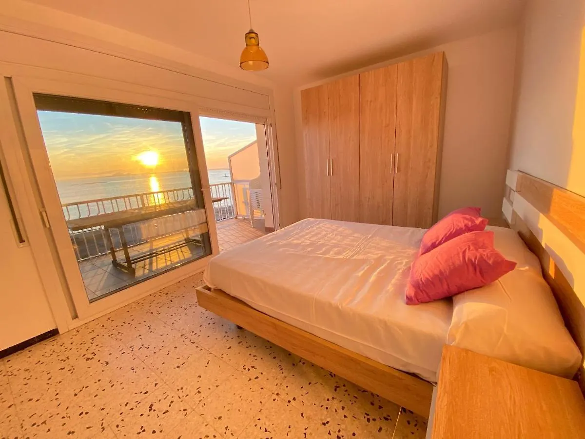 Agi Avenida Apartments Roses Spain